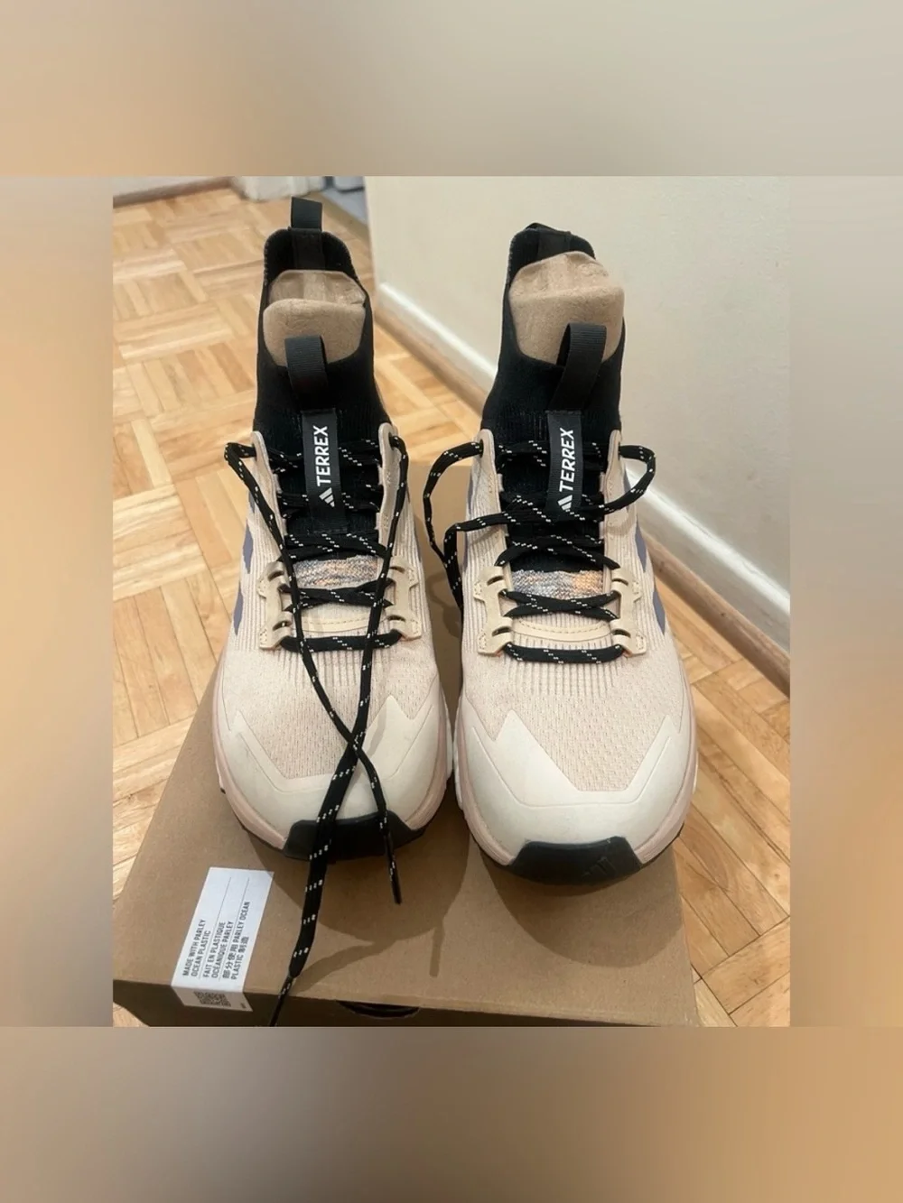 Women's adidas TERREX Free Hiker 2.0 Hiking Shoes - US 8.5 like new